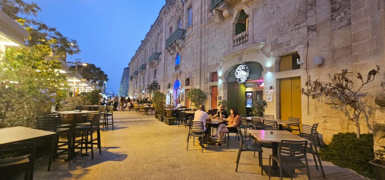 Modern Elegance Valletta Apartment Екстериор снимка